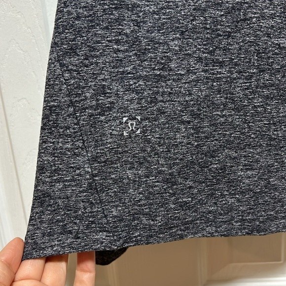 Lululemon Surge Warm 1/2 Zip Heathered Black - Men’s Size Large - Picture 7 of 10